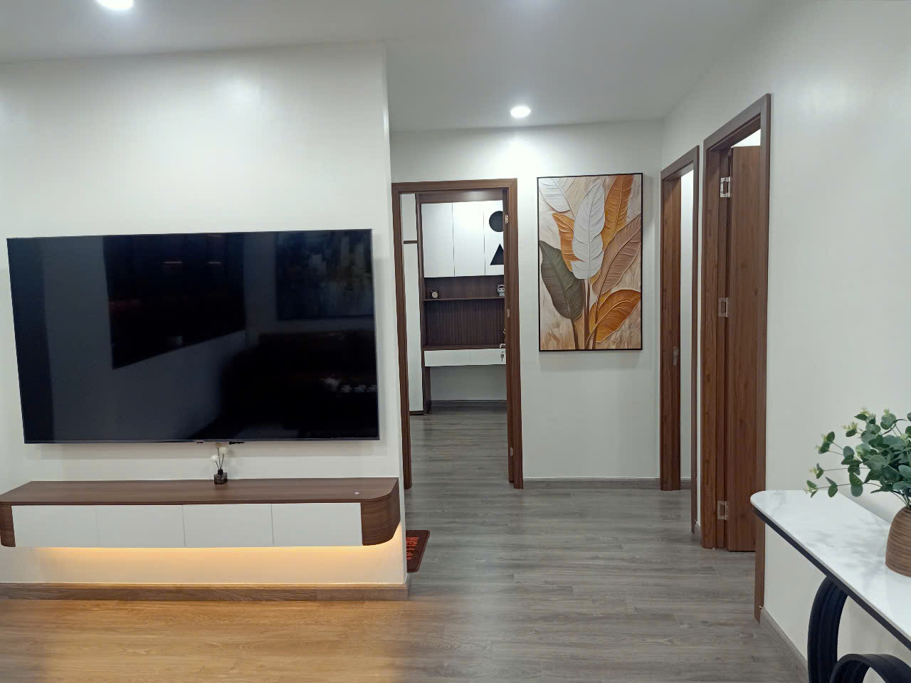 Bán căn hộ chung cư 3PN 2WC full nội thất đẹp khu đô thị Mỹ Đình I - Ảnh 4