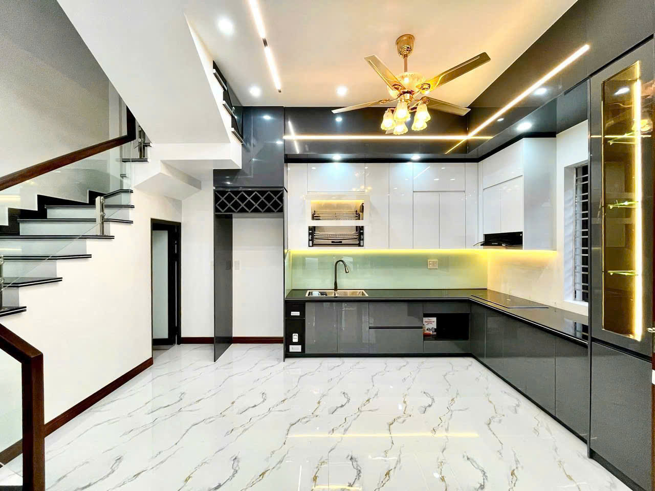 MỞ BÁN CĂN CHÂN DÀI phố  AN ĐÀ, ĐẰNG GIANG, NGÔ QUYỀN ĐANG VÀO HOÀN THIỆN - Ảnh 1