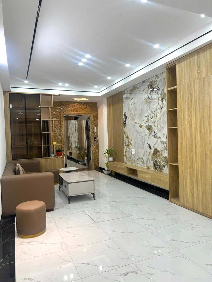Bán Nhà Phùng Chí Kiên. Cầu Giấy. 6 Tầng Thang Máy. Ô Tô. DT 44m2. MT 4m. Giá 15,7 Tỷ. - Ảnh 1