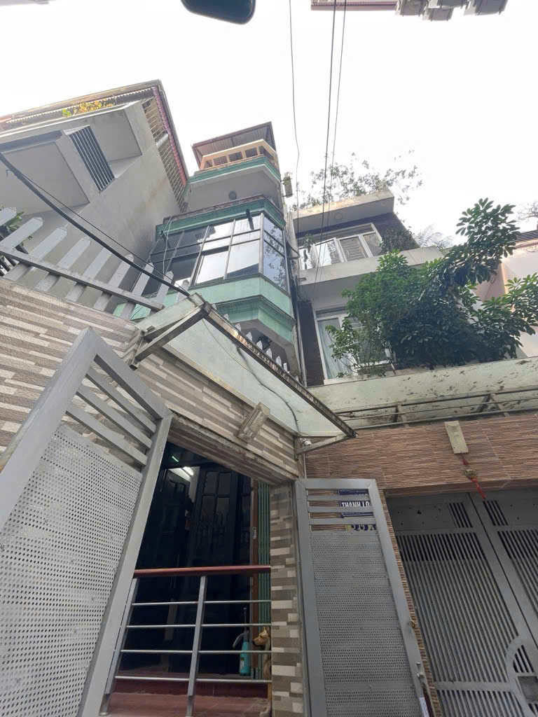 Bán nhà Đào Tấn, phù hợp xây CHDV, 95/110m MT 5.6m, ô tô đỗ gần, 20.6 tỷ - Ảnh 1