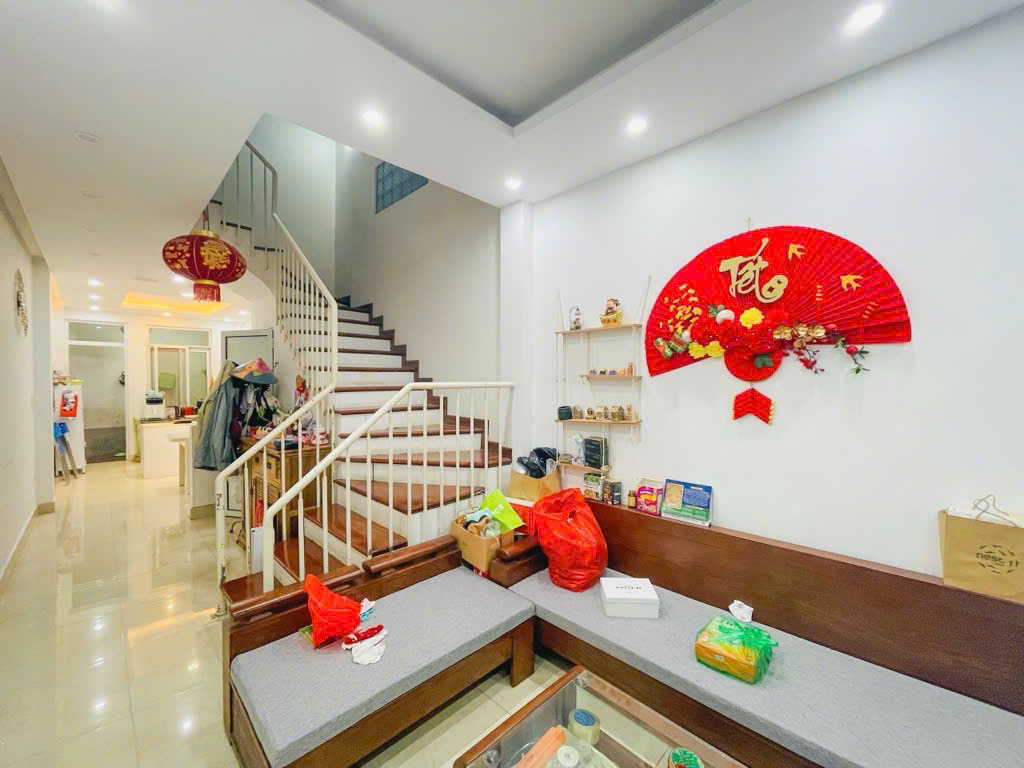 Bán nhà Đào Tấn, phù hợp xây CHDV, 95/110m MT 5.6m, ô tô đỗ gần, 20.6 tỷ - Ảnh 2