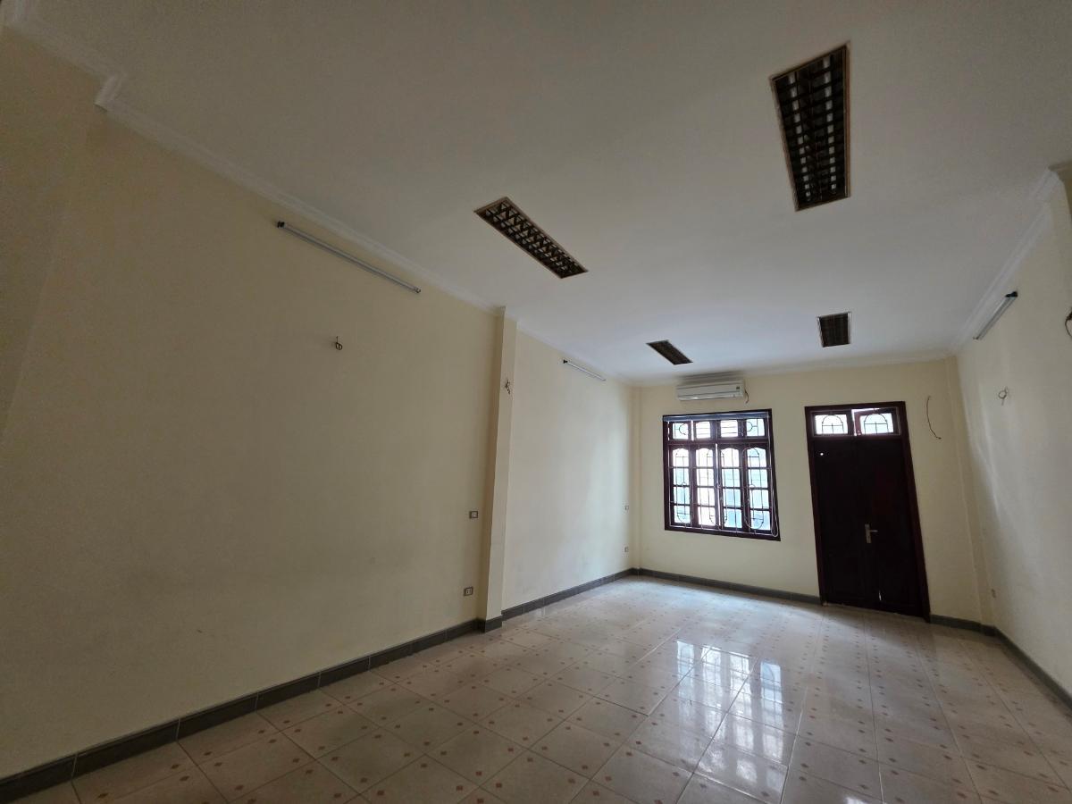 Phân Lô Trung Kính – Mạc Thái Tổ- Ôtô Vào Nhà – 2 Thoáng Trước Sau - 105M*6T - Ảnh 4