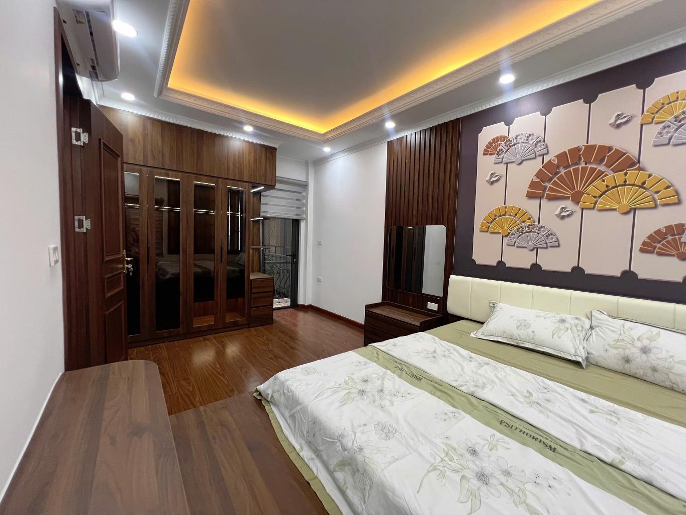 TRUNG TÂM CẦU GIẤY - CÁCH Ô TÔ 10M - SÁT HỒ MÁT RƯỢI - 6 TẦNG MỚI ĐẸP - NỞ HẬU - 34M2 - HƠN 8 TỶ - Ảnh 2