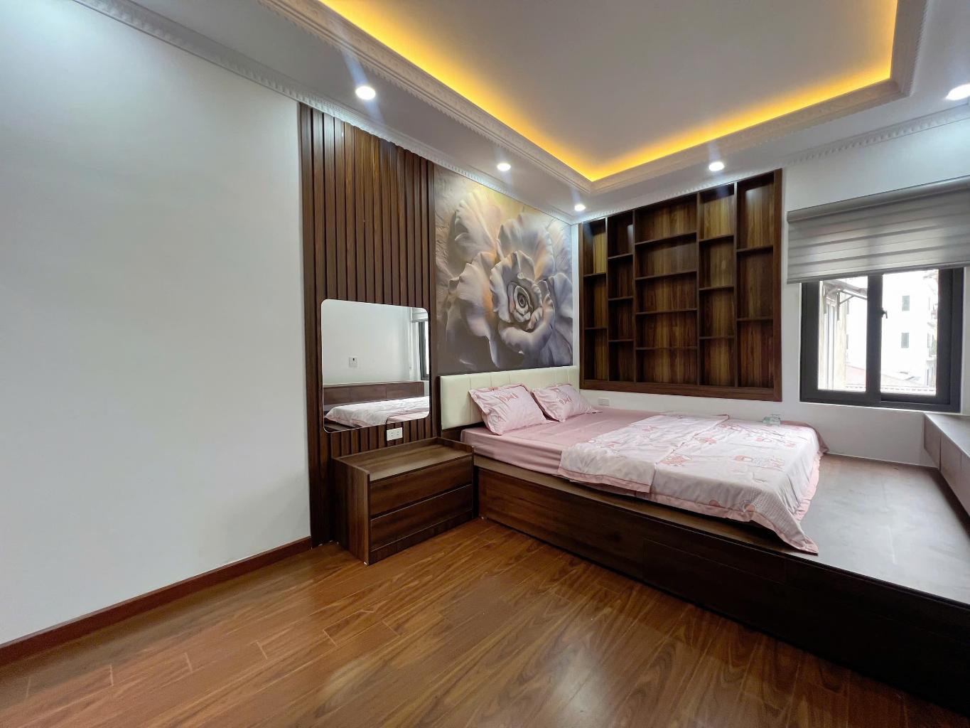 TRUNG TÂM CẦU GIẤY - CÁCH Ô TÔ 10M - SÁT HỒ MÁT RƯỢI - 6 TẦNG MỚI ĐẸP - NỞ HẬU - 34M2 - HƠN 8 TỶ - Ảnh 3