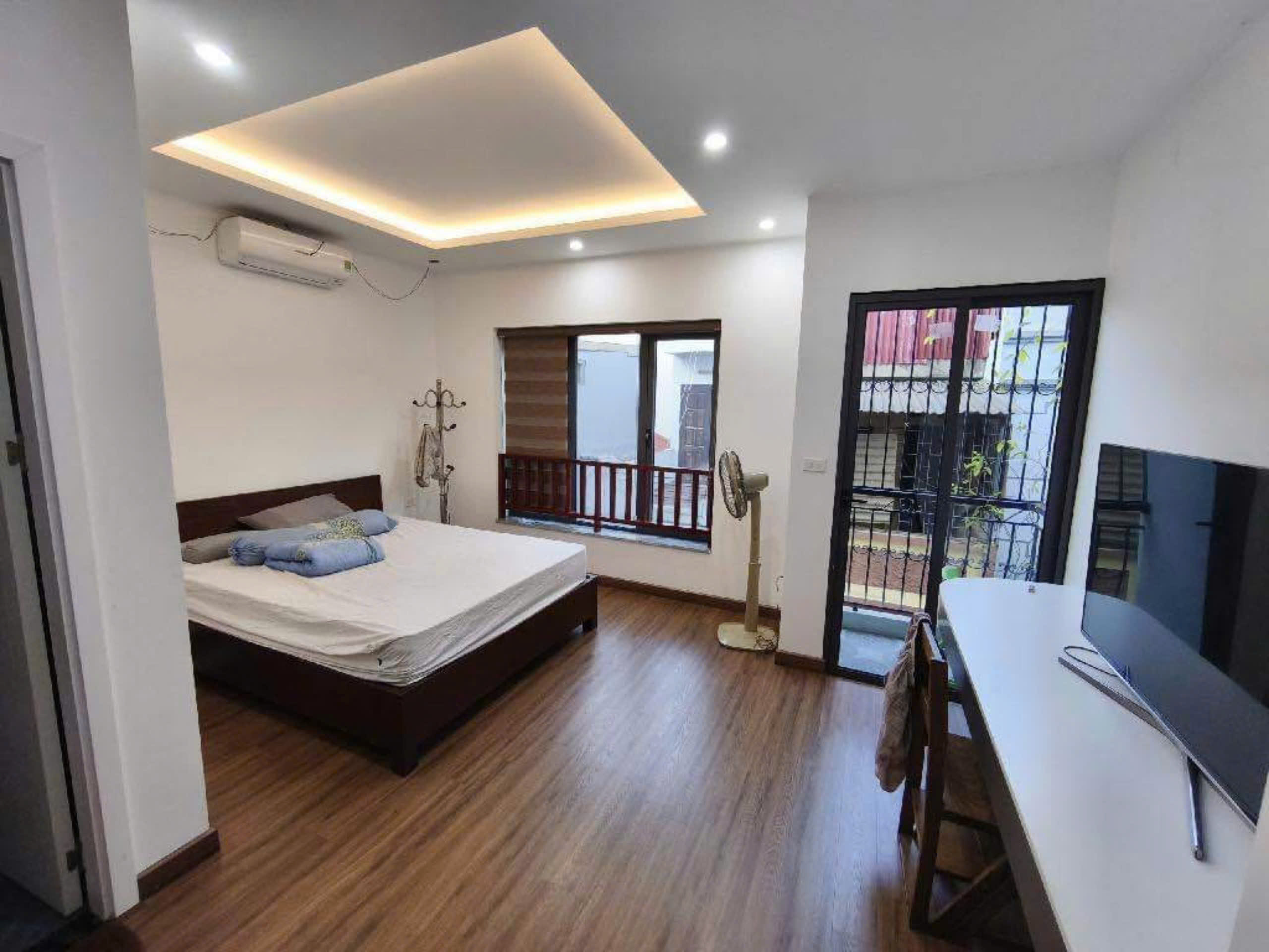 BÁN NHÀ PHÂN LÔ TRUNG KÍNH, VỈA HÈ, ÔTÔ TRÁNH, KINH DOANH, 51M2 CHỈ 14 TỶ 900 - Ảnh 3