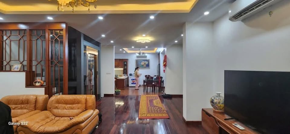 HẠ CHÀO BÁN GẤP- Phân Lô Trung Kính 58/65m- 5Tầng, MT 5.5m 23.9 Tỷ Cách Phố 10m - Ảnh 1