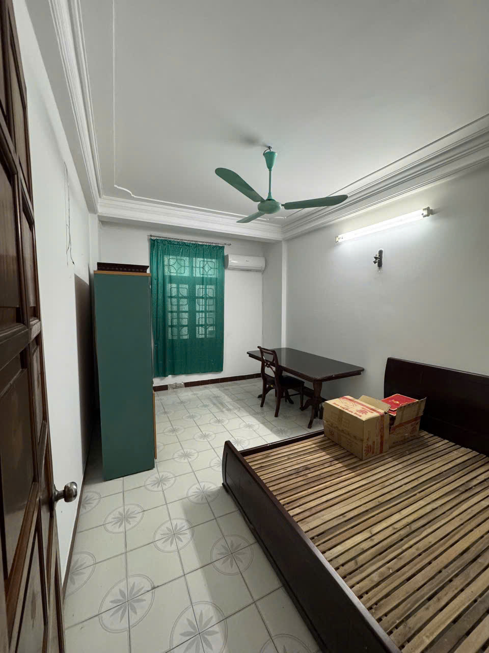 Cho thuê nhà riêng ngõ 178 Thái Hà, Đống Đa làm CHDV, nhà nghỉ 50m x 4T, 8PN giá 25tr - Ảnh 2