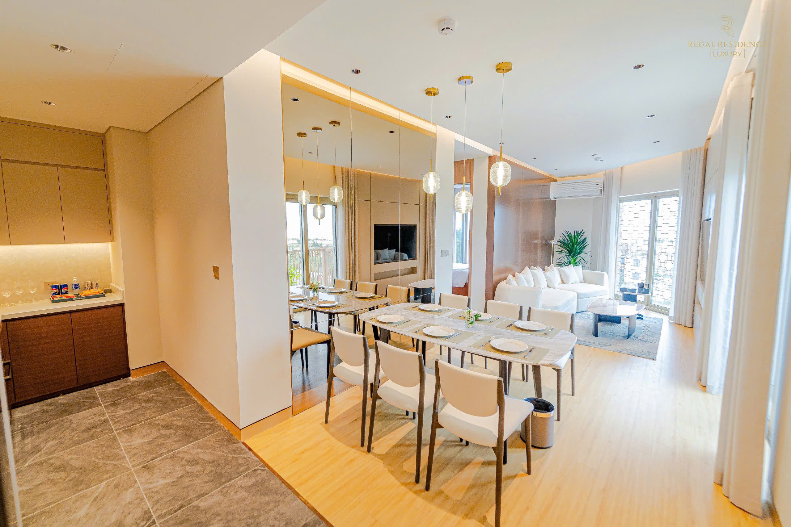 Sở hữu ngay căn hộ REGAL RESIDENCE SIGNATURE - Ảnh chính