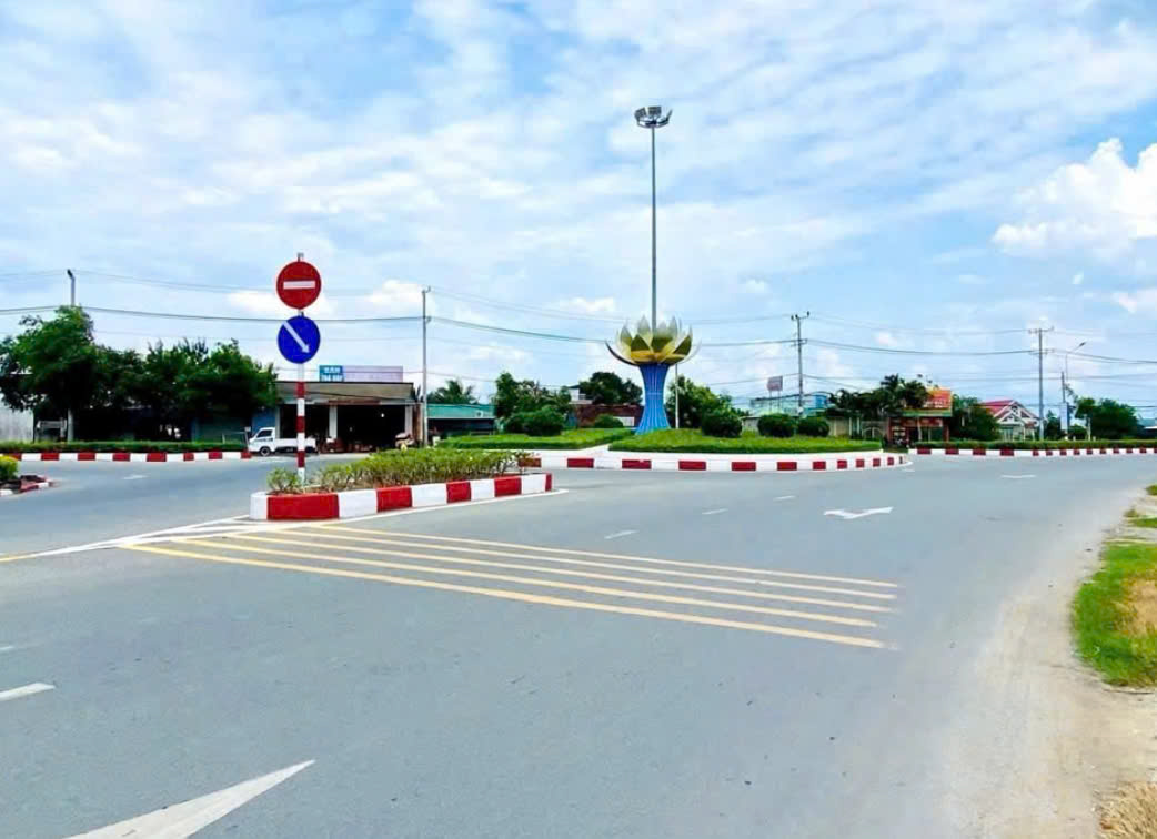 BÁN ĐẤT MT TRẦN VĂN THÔI MỸ LỘC, CẦN GIUỘC SHR CÔNG CHÚNG SANG TÊN NGAY CHỈ 650TR - Ảnh 3