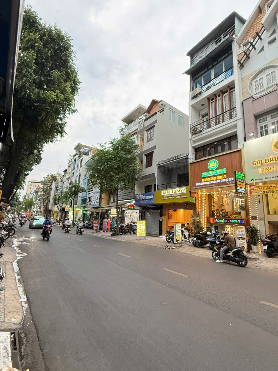 Bán nhà Phố MTK Nguyễn Thái Bình, p4 Tân bình.<br>DT: 3,4x 9 , Trệt 4 lầu , nhà còn đẹp. <br>Giá: 10tỷ8 TL - Ảnh 1