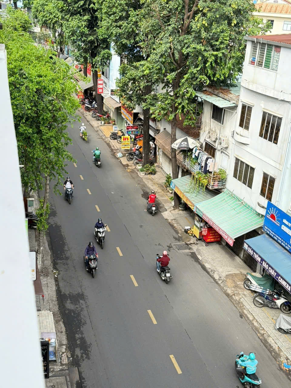 Bán nhà Phố MTK Nguyễn Thái Bình, p4 Tân bình.<br>DT: 3,4x 9 , Trệt 4 lầu , nhà còn đẹp. <br>Giá: 10tỷ8 TL - Ảnh 2