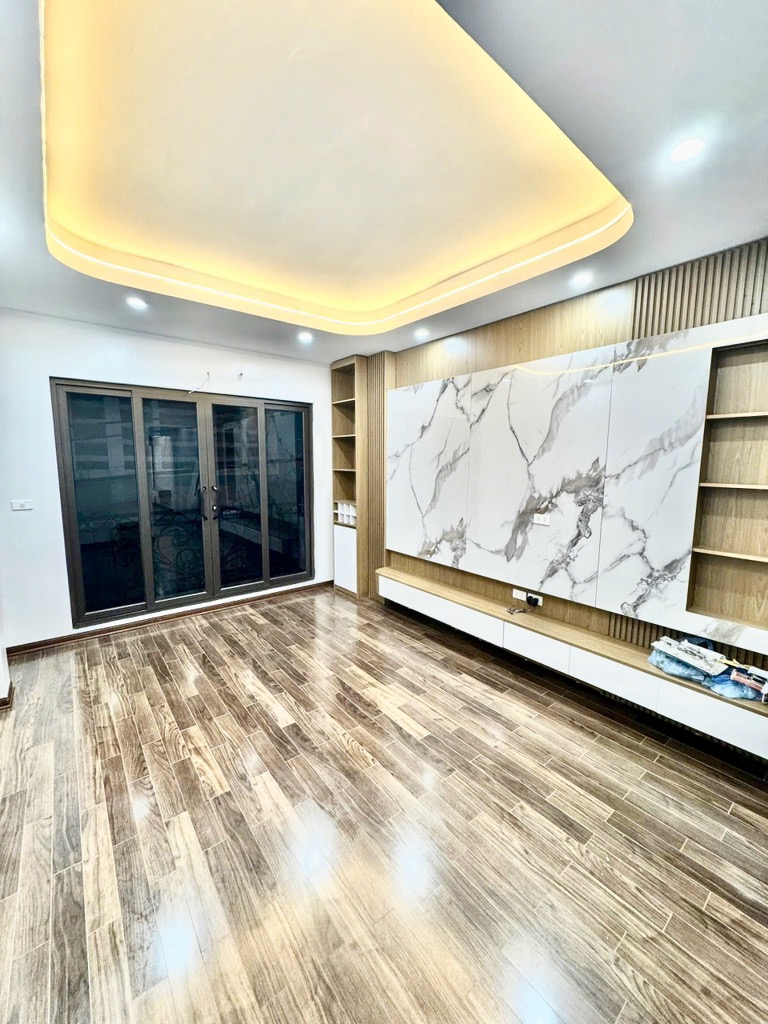 🔥 CẦU GIẤY BÁN NHÀ MỚI, NGÕ KINH DOANH TẤP NẬP, CHỦ THÂN THIỆN, SỔ CẤT KÉT SẴN SÀNG GIAO DỊCH 🔥 - Ảnh 2