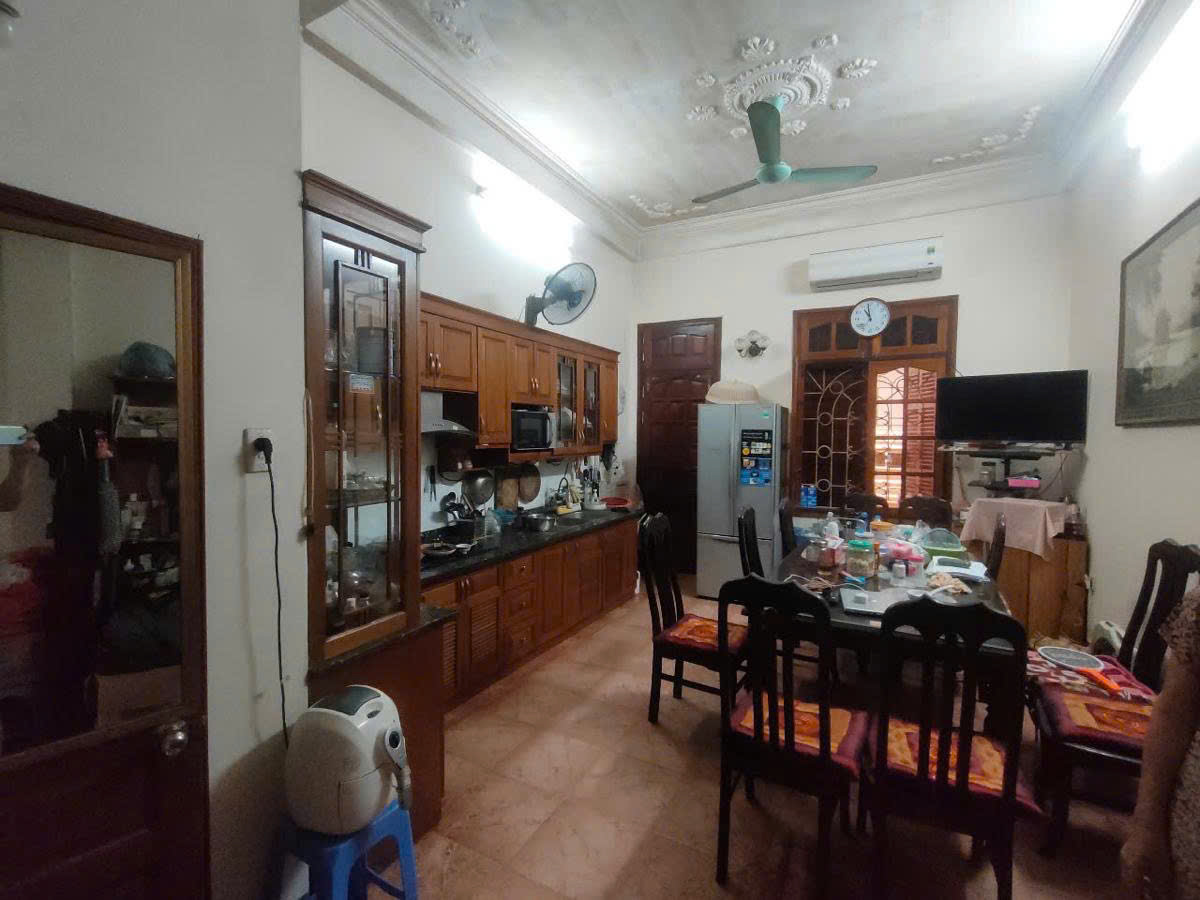 PL PHÙNG CHÍ KIÊN - OTO NGÕ THÔNG - 72m2 4 tầng mặt tiền 4.1m Giá 23.2 tỷ - Ảnh 2