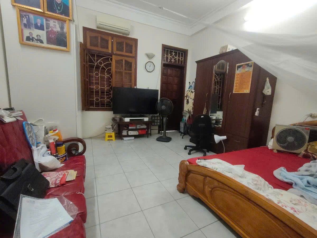 PL PHÙNG CHÍ KIÊN - OTO NGÕ THÔNG - 72m2 4 tầng mặt tiền 4.1m Giá 23.2 tỷ - Ảnh 3