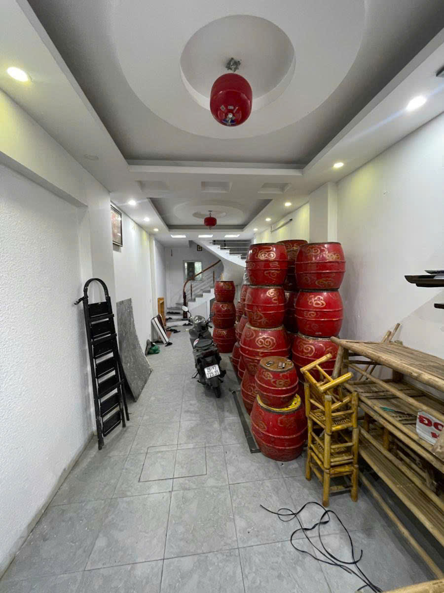 VỊ TRÍ ĐẸP. NHÀ TÂY SƠN VIEW HỒ DT 38m2 6 tầng mặt tiền 3.5m Giá 11 tỷ - Ảnh 4