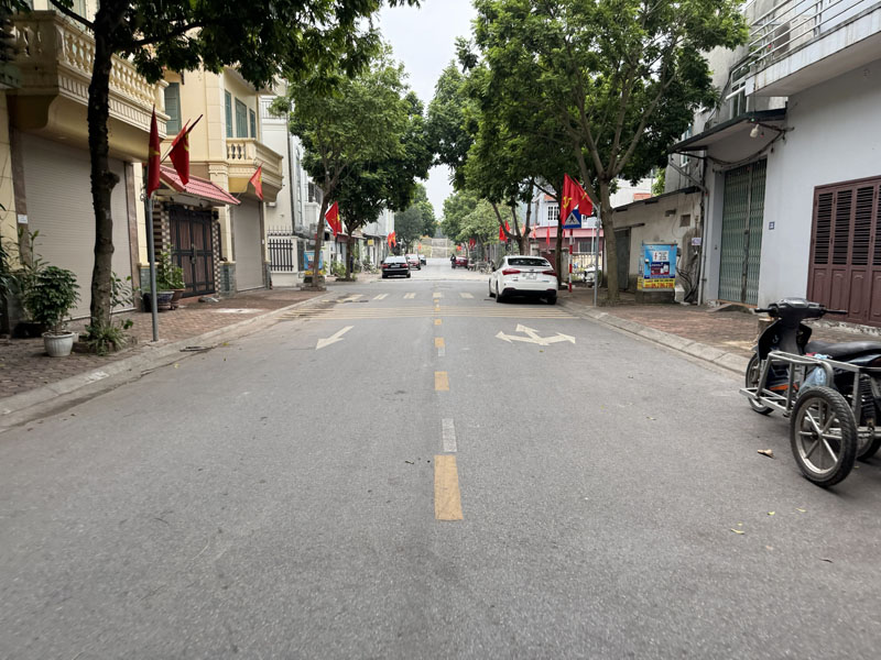 Bán nhà cấp 4 Phố Quán Tình, Giang Biên: 63,4m2, khổ đất đẹp, cách Hồ 30m - Sống Xanh An Lành! - Ảnh 4