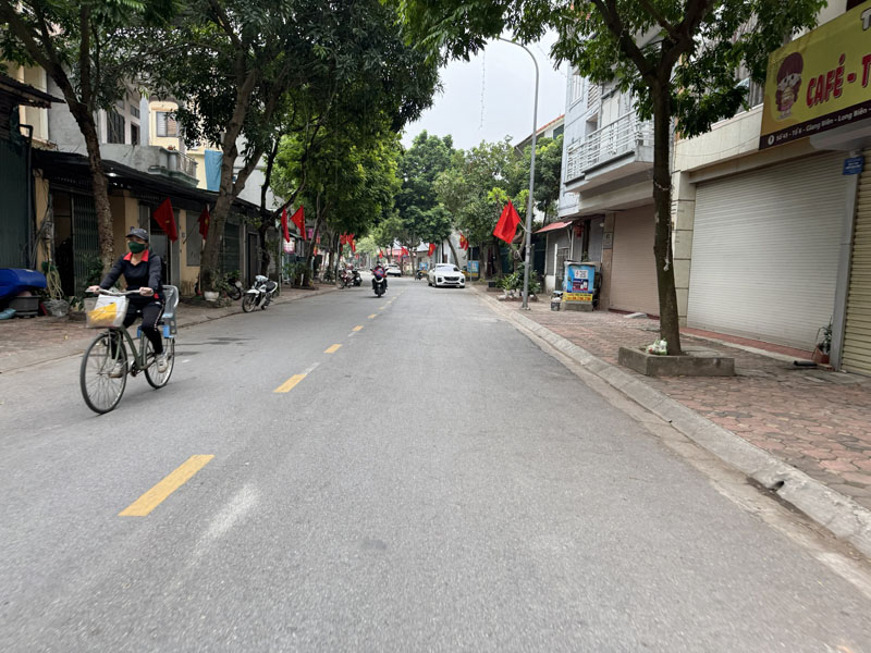 Bán nhà cấp 4 Phố Quán Tình, Giang Biên: 63,4m2, khổ đất đẹp, cách Hồ 30m - Sống Xanh An Lành! - Ảnh 5