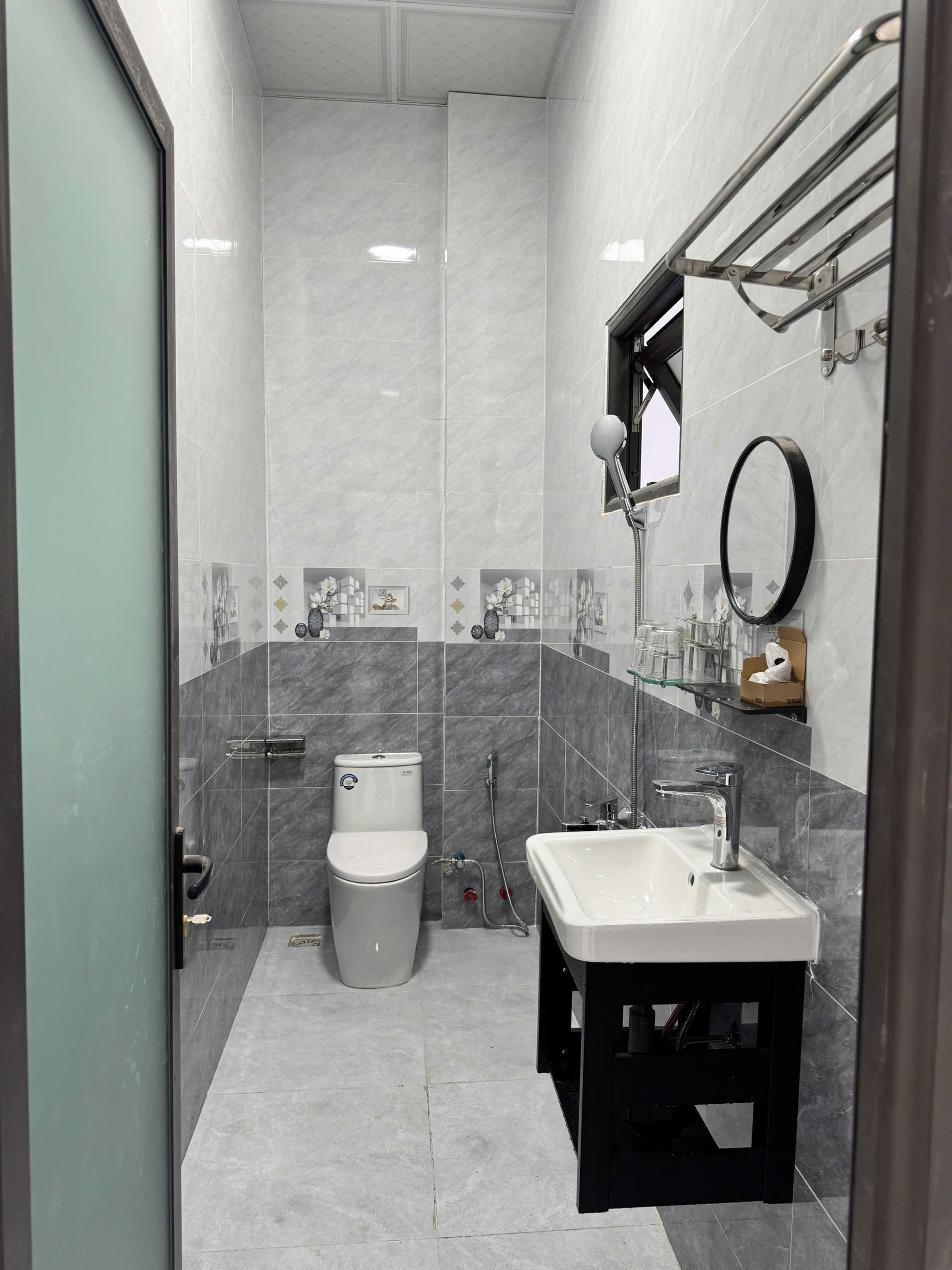 CHO THUÊ NHÀ NGUYÊN CĂN 2 TẦNG 2 MẶT TIỀN HẺM Ô TÔ AN BÌNH PHƯỜNG 3  ĐÀ LẠT GIÁ 12 TRIỆU - Ảnh 4