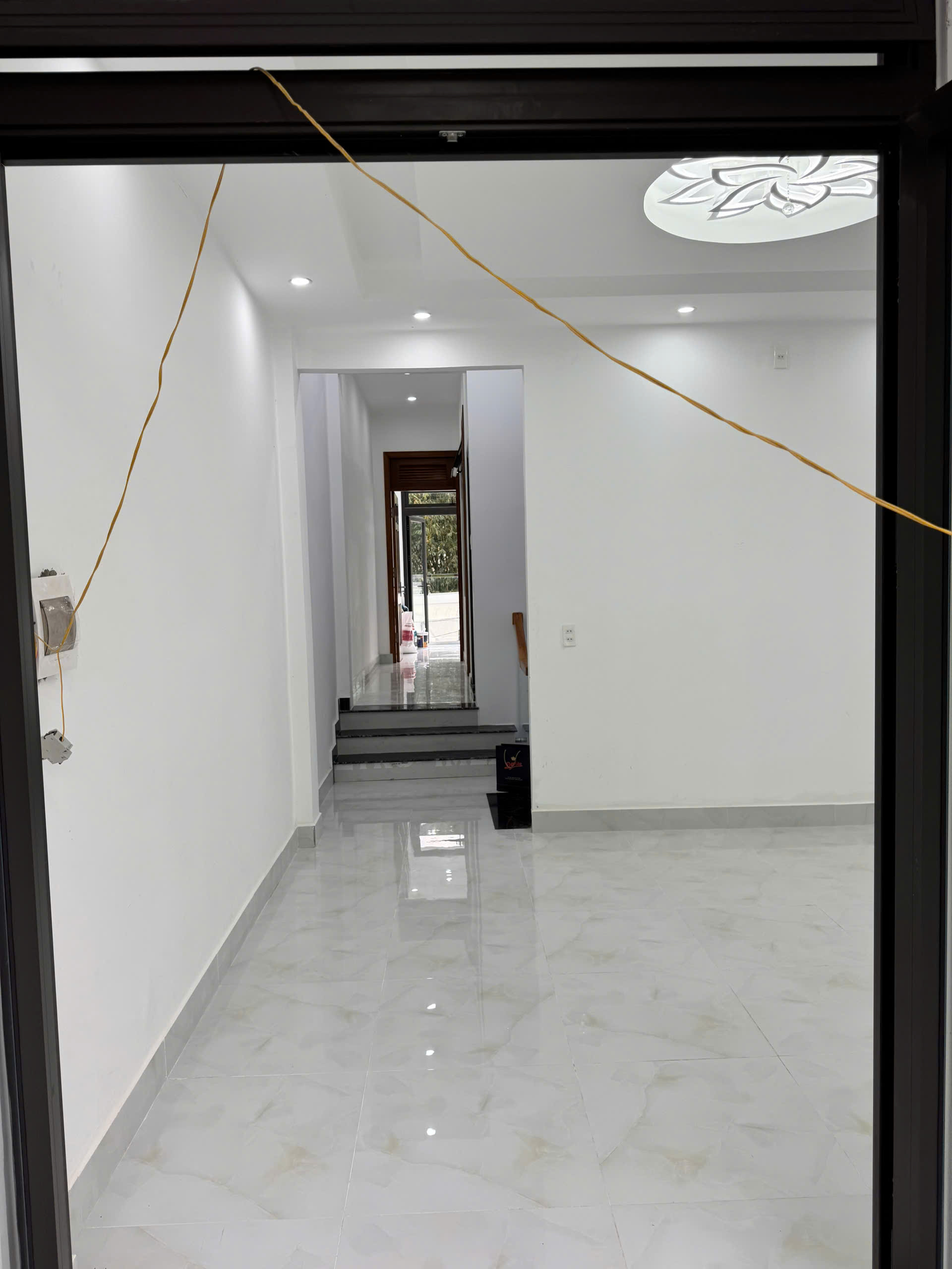 CHO THUÊ NHÀ NGUYÊN CĂN 2 TẦNG 2 MẶT TIỀN HẺM Ô TÔ AN BÌNH PHƯỜNG 3  ĐÀ LẠT GIÁ 12 TRIỆU - Ảnh 1