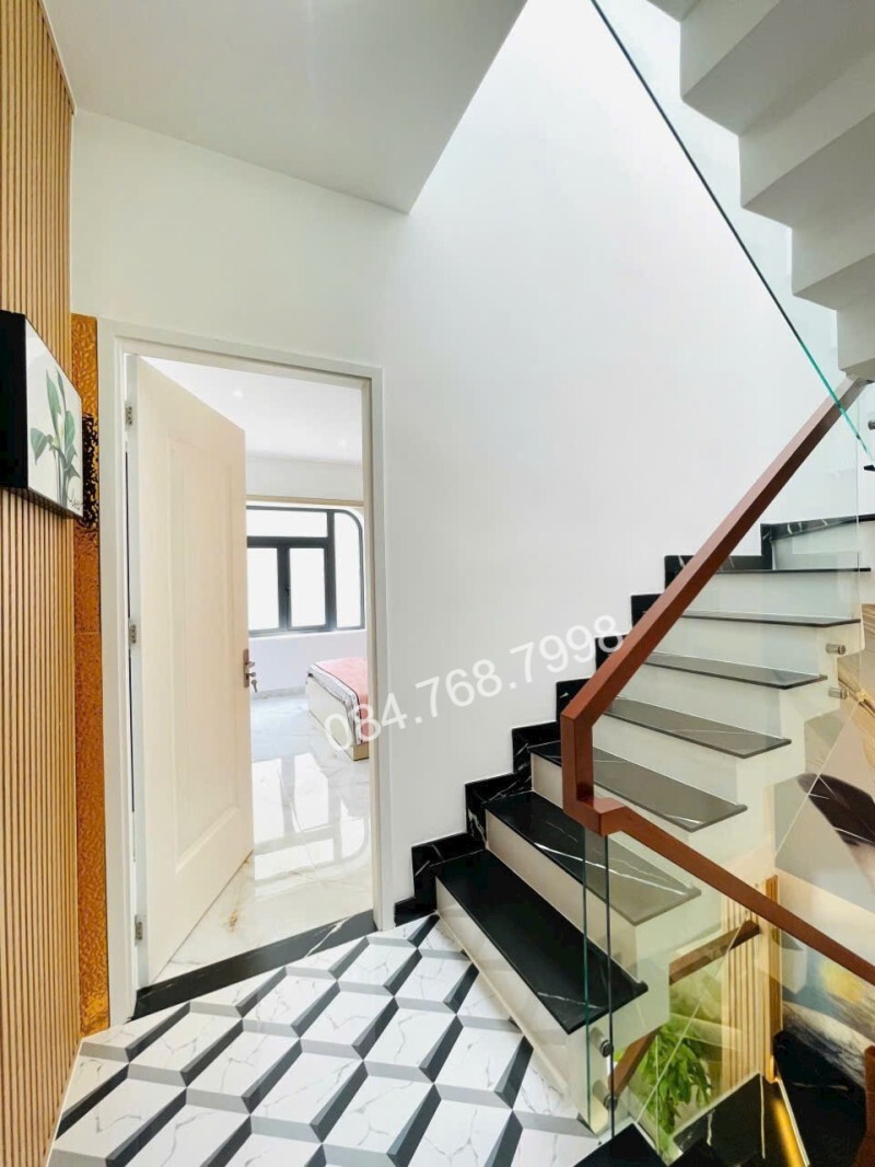 BÁN NHÀ 4 TẦNG, 5.7x8, 4 PHÒNG NGỦ, GÒ VẤP - GIÁ HỜI 6.5 TỶ - VỊ TRÍ VÀNG LÊ VĂN THỌ - Ảnh 4