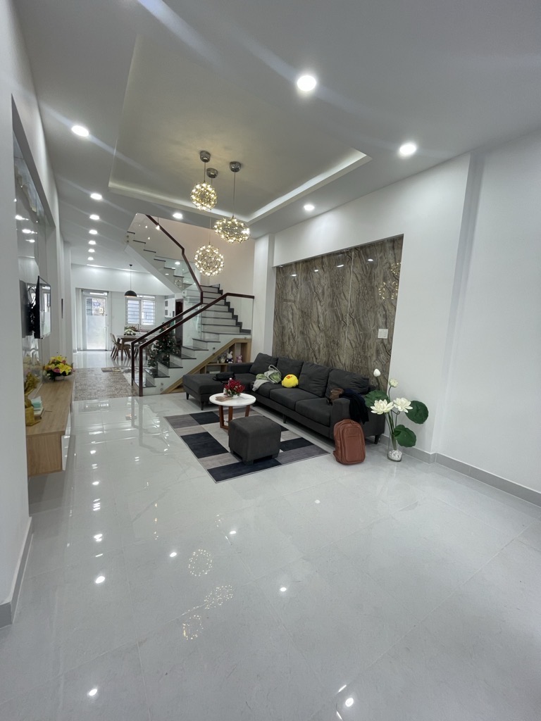 BÁN NHÀ XÔ VIẾT NGHỆ TĨNH - 45M2 ( 4.1X10) - 2 TẦNG - HXH TRÁNH - SỔ A4 - 6.X - Ảnh chính