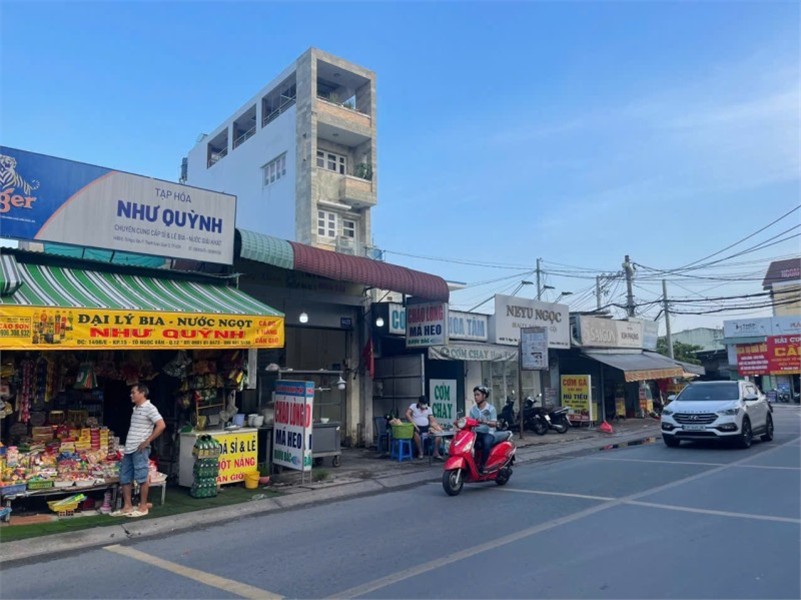 BÁN NHÀ MĂT TIỀN KINH DOANH -TÔ NGỌC VÂN QUẬN 12 - DT 100M2 - BÁN GẤP GIẢM 500TR - GIÁ CHÀO MỚI 8.4 - Ảnh 1