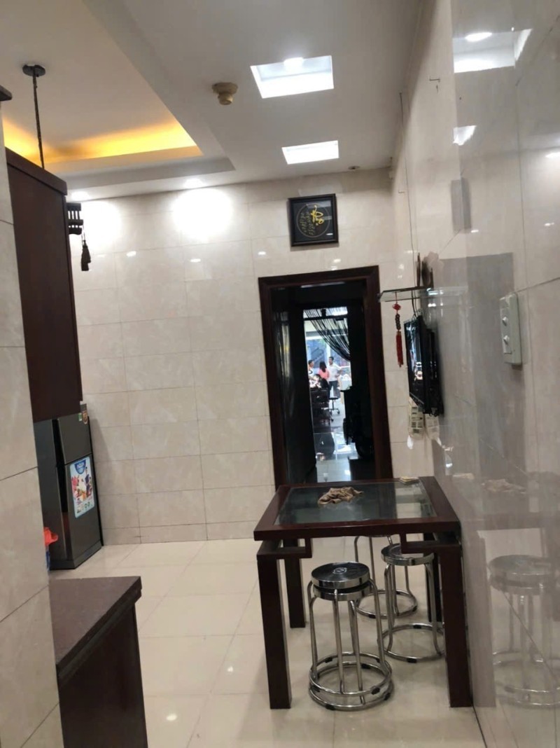 BÁN NHÀ MĂT TIỀN KINH DOANH -TÔ NGỌC VÂN QUẬN 12 - DT 100M2 - BÁN GẤP GIẢM 500TR - GIÁ CHÀO MỚI 8.4 - Ảnh 4