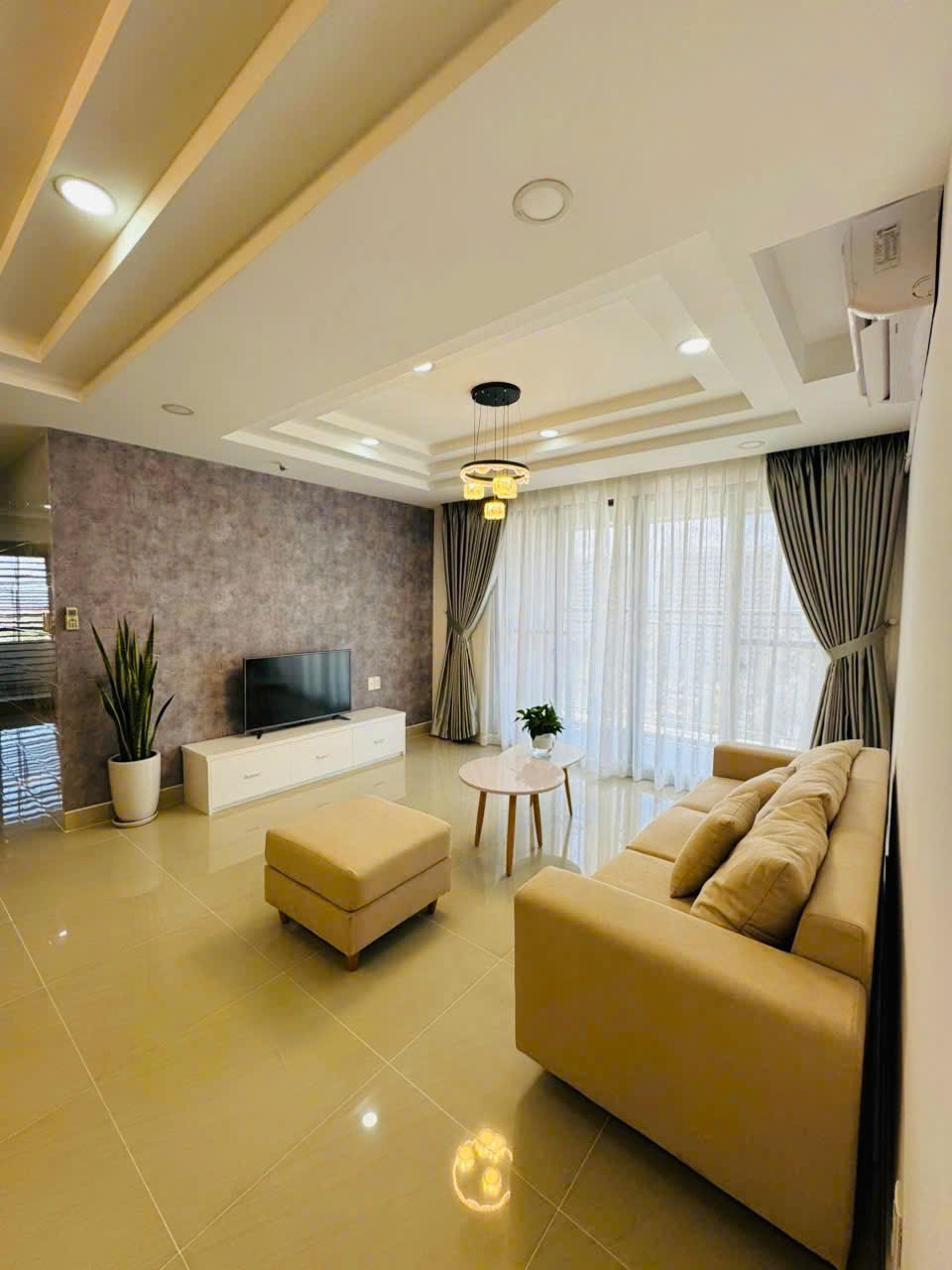 Cho thuê căn hộ Nam Phúc, PMH, Q7, 111m2, 3PN nhà đẹp, giá chỉ 30 triệu - Ảnh chính