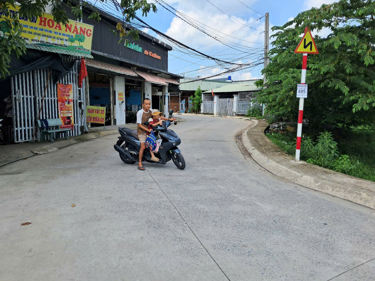 Bán Lô đất 2 mặt tiền ngay trung tâm Đức Hoà 1ty250 - Ảnh 4