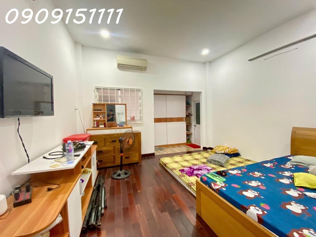 NHÀ ĐẸP 4 TẦNG- HẺM XE HƠI- GẦN HUỲNH TẤN PHÁT- QUẬN 7- 80M2- CHỈ NHỈNH 6 TỶ - Ảnh 1