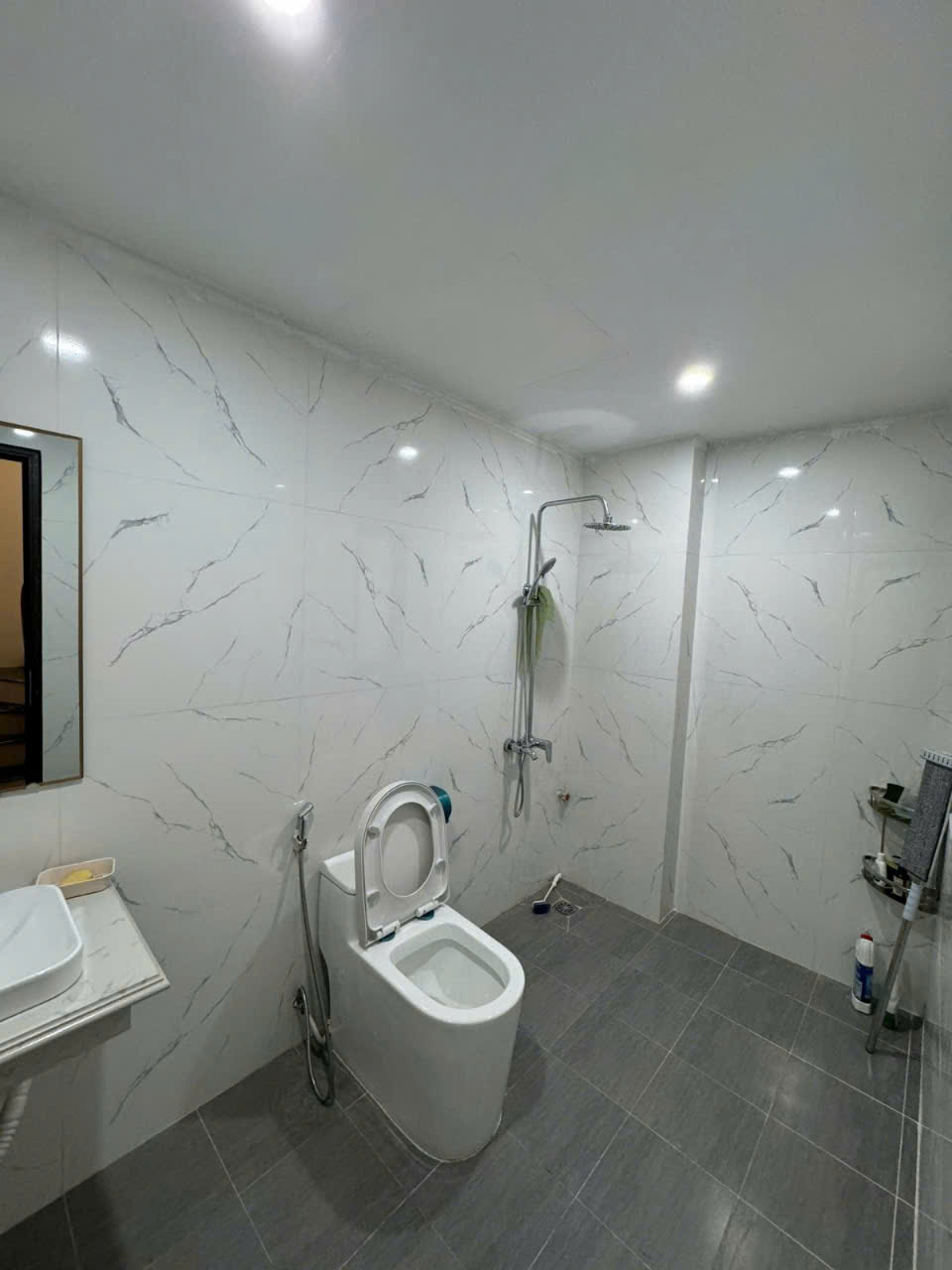 BÁN NHÀ BẰNG LIỆT- HOÀNG MAI, 43 M2, 5 TẦNG, MẶT TIÊN 4 M, GIÁ 11,8 TỶ. - Ảnh 4