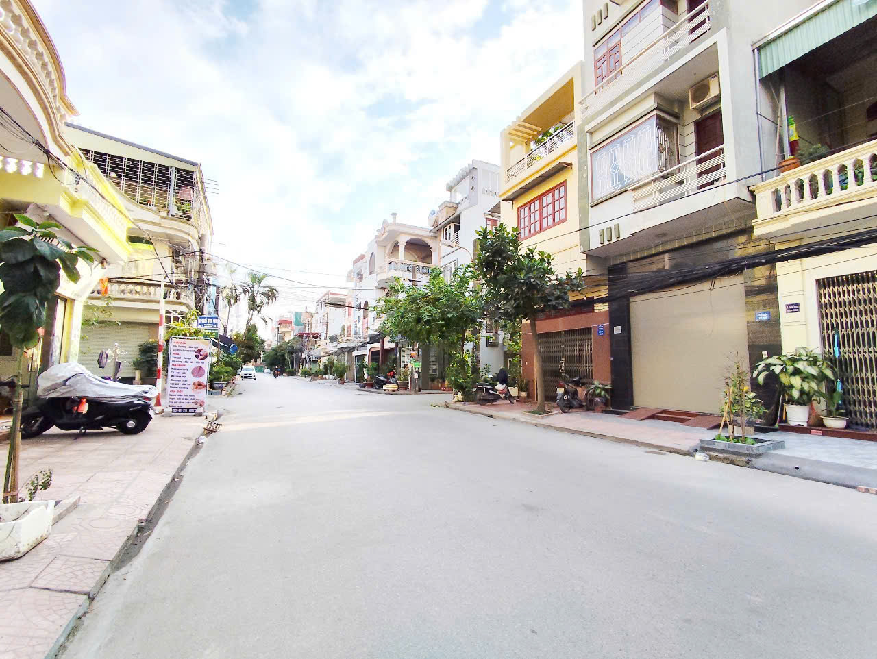 Nhà phân lô 333 Văn Cao tuyến 2, DT 72m 2.5 tầng, đường cực rộng 15m, Giá 7.2 tỉ - Ảnh chính