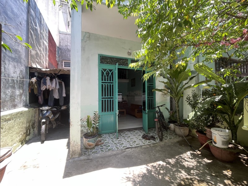 ♣ Nhà Kiệt Lê Tấn Trung, 110m2, gác đúc 3PN, sân rộng, 2.5 tỷ - Ảnh 1