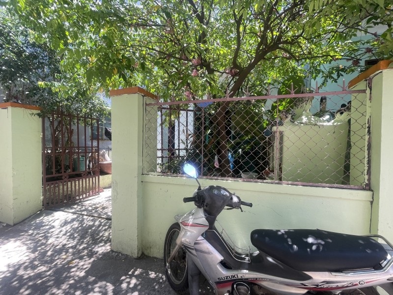 ♣ Nhà Kiệt Lê Tấn Trung, 110m2, gác đúc 3PN, sân rộng, 2.5 tỷ - Ảnh chính