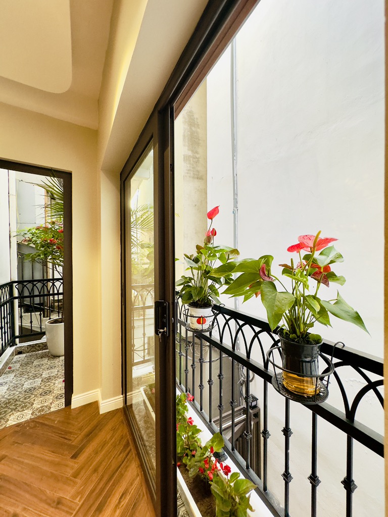 SIÊU PHẨM– NHÀ LÔ GÓC 8M MẶT PHỐ MINH KHAI – 5 TẦNG THANG MÁY – Ở NGAY 50M2 – 10 TỶ - Ảnh 4