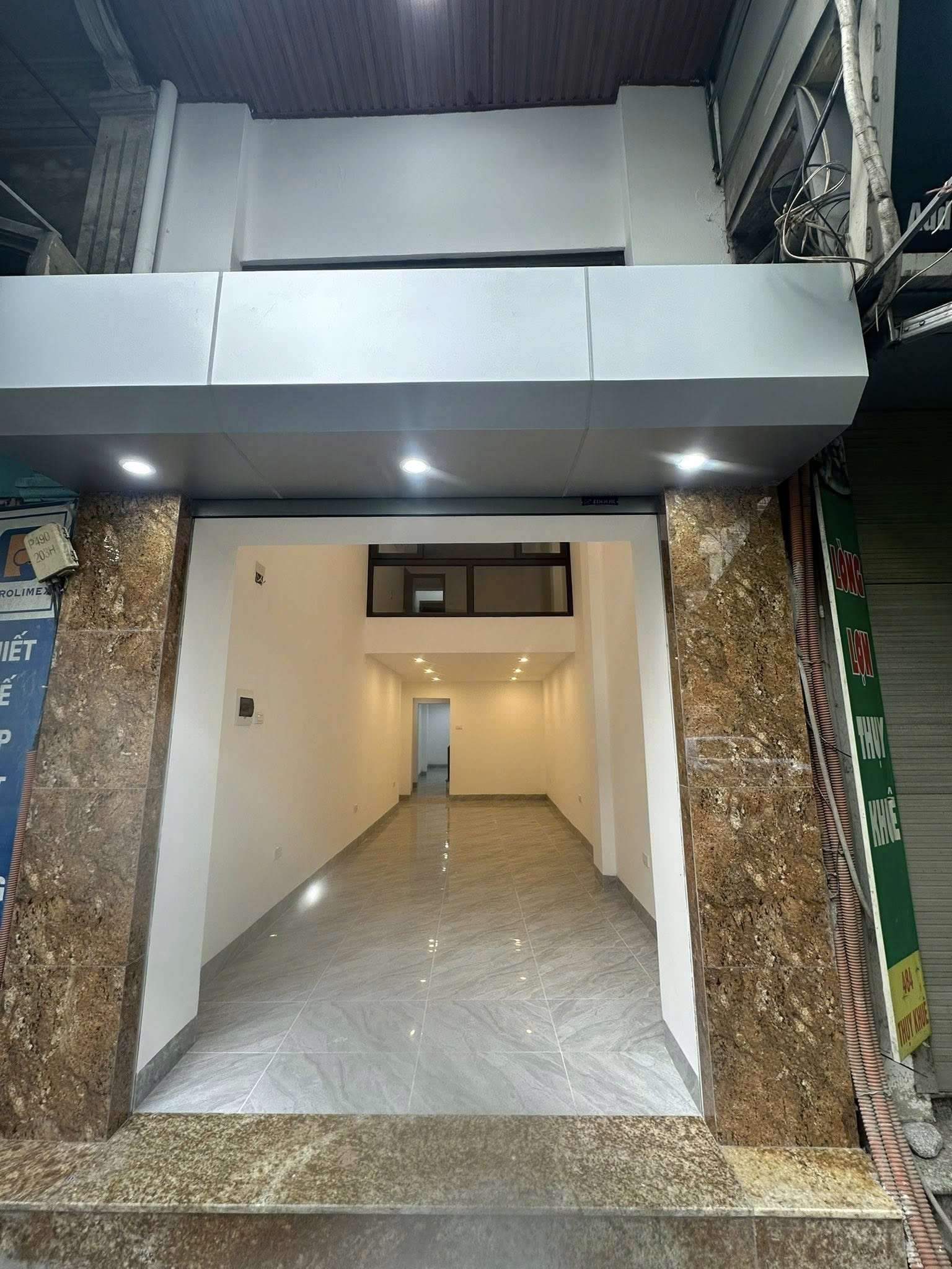 CHÍNH CHỦ CHO THUÊ NHÀ MẶT PHỐ THỤY KHUÊ GẦN CHỢ BƯỞI - Ảnh chính