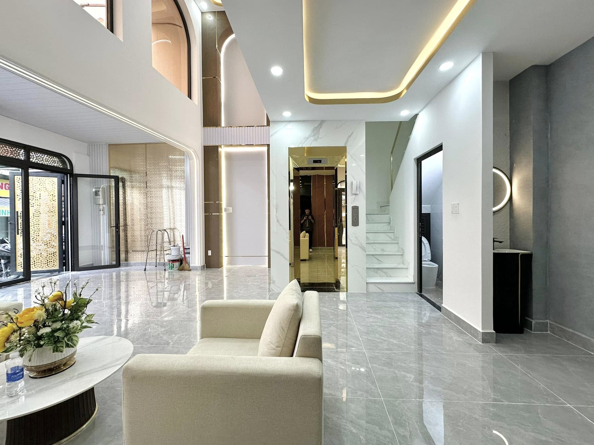 BÁN NHÀ PHẠM VĂN ĐỒNG 35M2X5T, ĐÚNG 30M RA Ô TÔ TRÁNH, DỪNG ĐỖ NGÀY ĐÊM,7.9 TỶ - Ảnh chính
