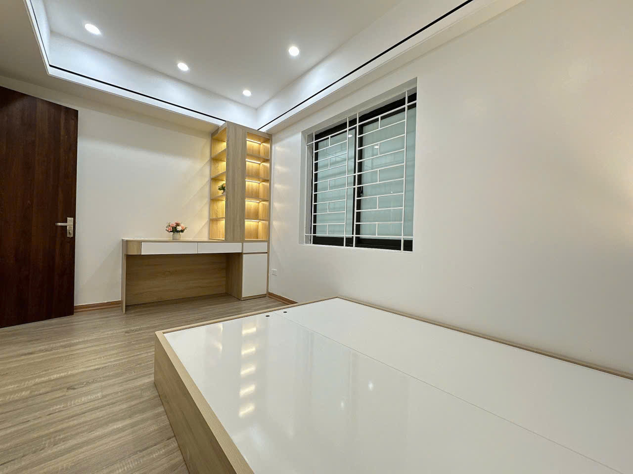 Bán căn góc tòa Nơ 5 Pháp Vân, nhà đẹp, full nt mới, 83m, 3 ngủ, 4.18 tỷ - Ảnh 4