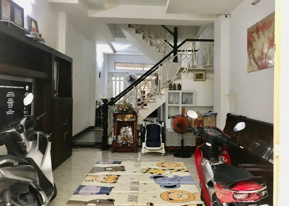 BÁN NHÀ 2 TẦNG – TRẦN XUÂN SOẠN, QUẬN 7 – GẦN CẦU KÊNH TẺ – GIÁ CHỈ 6.2 TỶ, LH 0938827657 MS TUYỀN - Ảnh chính