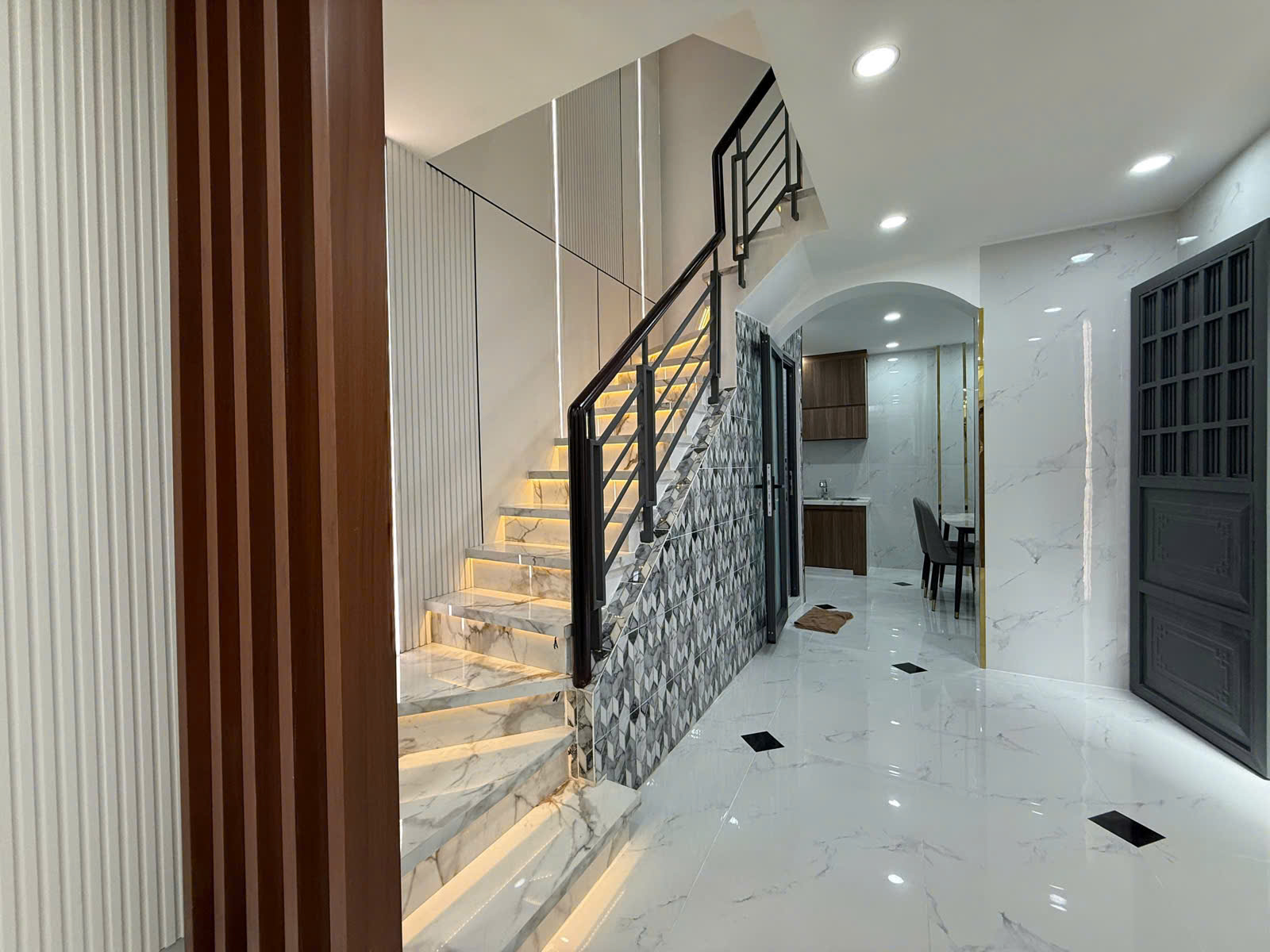 BÁN NHÀ LÊ VĂN SỸ P11 Q.PHÚ NHUẬN (3,5X12) 5 TẦNG CHỈ 6,8 TỶ. LH:0347662966 - Ảnh 4