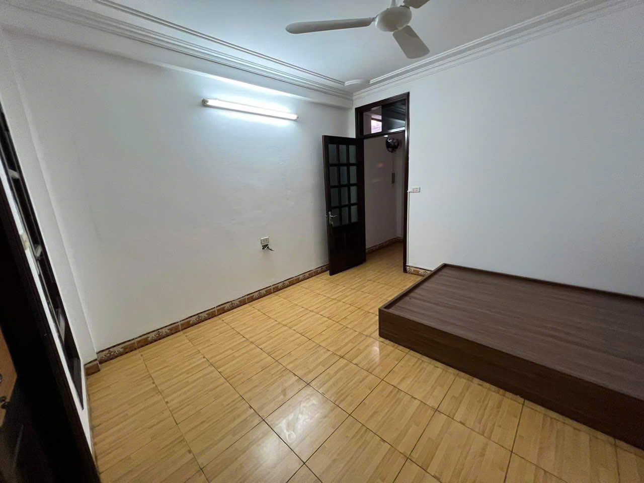 CỰC HIẾM - PHÂN LÔ NGUYỄN CHÍ THANH – 5T*51M*15TỶ - NGÕ THÔNG HUỲNH THÚC KHÁNG – THOÁNG TRƯỚC SAU - Ảnh 1