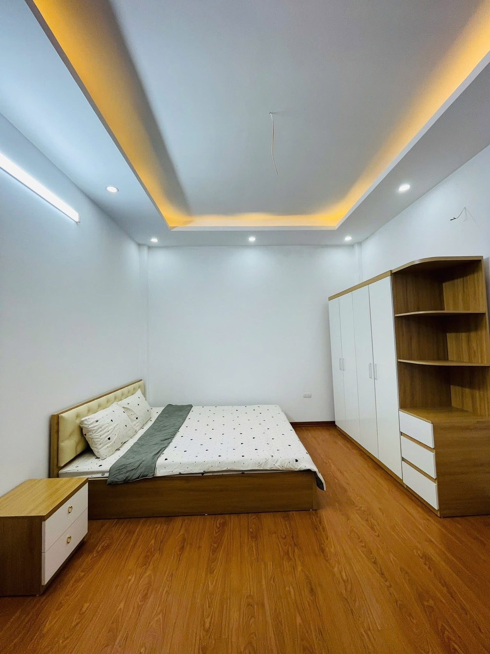 MẶT NGÕ CHÙA VUA - 20M RA PHỐ - NGÕ THÔNG KINH DOANH - THANG MÁY - GIÁ 13 TỶ - Ảnh 2
