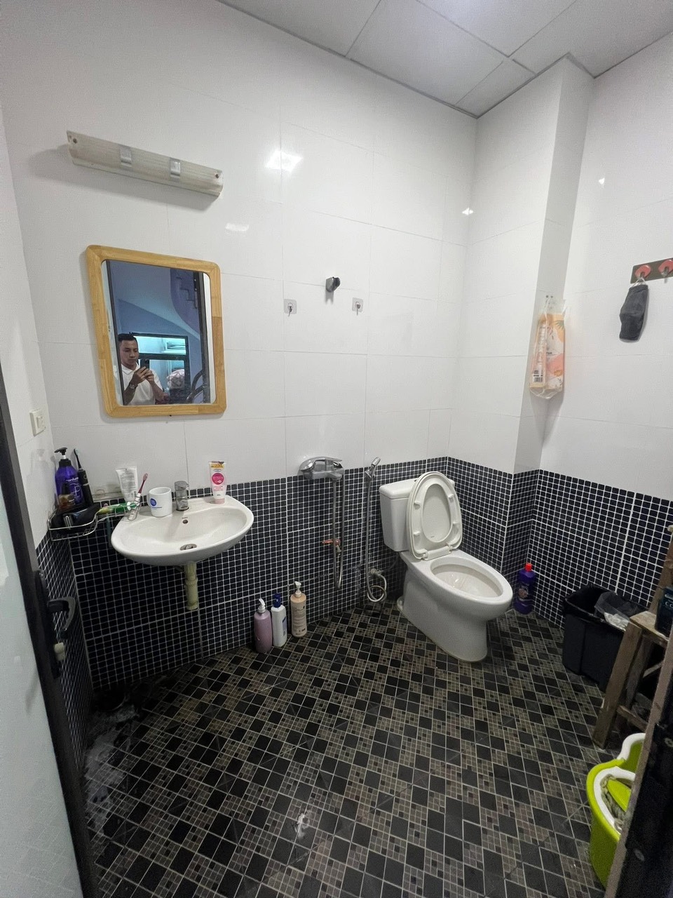 SIÊU PHẨM NHÀ ĐẸP TRUNG KÍNH - ÔTÔ TRÁNH, ĐỖ CỬA NGÀY ĐÊM - KINH DOANH ĐỈNH - GIÁ 20.5 TỶ - Ảnh 4