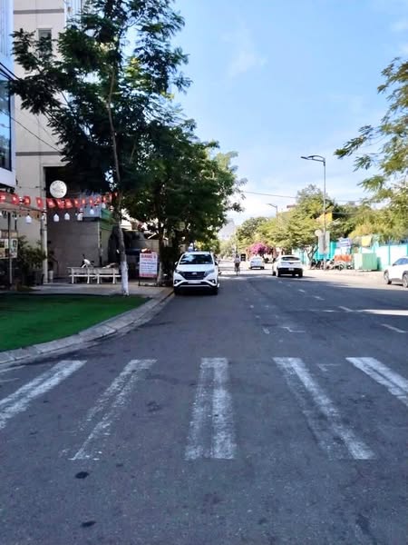 LÔ GÓC 130M2 -CAO BÁ QUÁT- NGAY CHÂN CẦU RỒNG - GIÁ CHỈ 18,5 TỶ - Ảnh 2