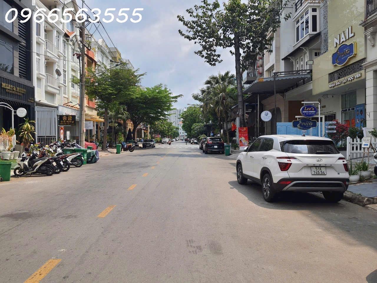 Cho thuê nhà phố hưng gia - phú mỹ Hưng - đường lớn - giá 60tr/th - Ảnh 1