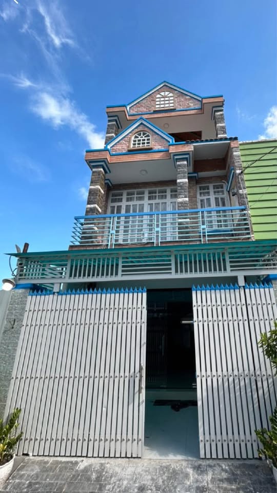 SÁT MẶT TIỀN NGUYỄN THỊ THẬP Q7- DT 100m2 . C.H.Ỉ. 12.5 T.Ỉ Alo Em Tâm Nhà Đẹp 0849.13.14.13 ngay - Ảnh chính