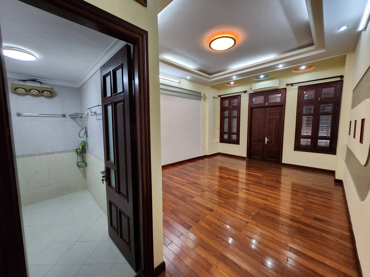 Bán Nhà Hoàng Quốc Việt. Cầu Giấy. Ô Tô. Vỉa Hè. DT 59m2. MT 4,4m. 5 Tầng. Giá 24,7 Tỷ. - Ảnh 3