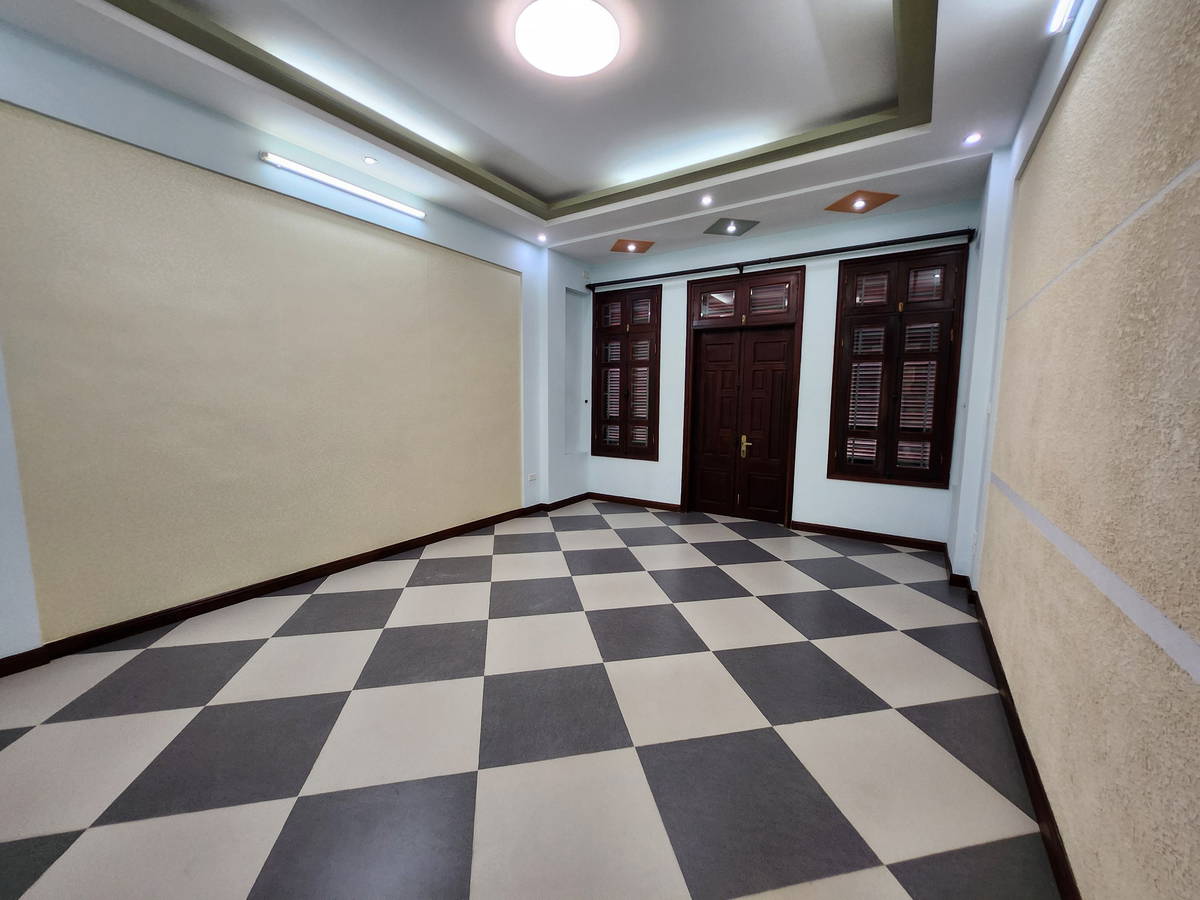 Bán Nhà Hoàng Quốc Việt. Cầu Giấy. Ô Tô. Vỉa Hè. DT 59m2. MT 4,4m. 5 Tầng. Giá 24,7 Tỷ. - Ảnh 4