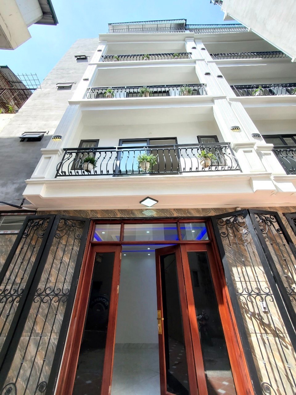 Nhà mới cạnh NHỔN GA RA, 4 NGỦ, GIÁ 6.X TỶ - Ảnh 1
