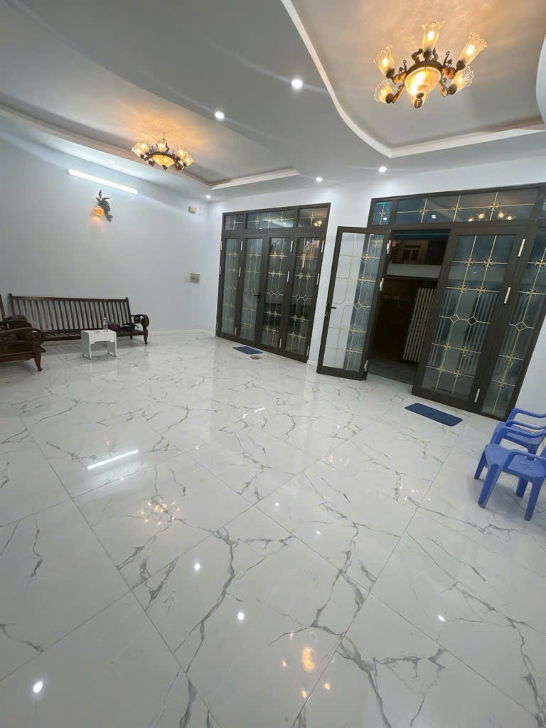 BÁN BIỆT THỰ SIÊU ĐẸP KDC CONIC - 4 TẦNG, 140M2 7x20M - ĐƯỜNG TRƯỚC NHÀ 15M - NỘI THẤT CAO CẤP - - Ảnh 3